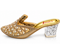 ❄️Premium Fancy Khussa | Elegant Golden Embellished Winter Collection
