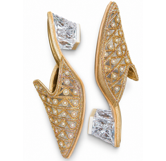 ❄️Premium Fancy Khussa | Elegant Golden Embellished Winter Collection