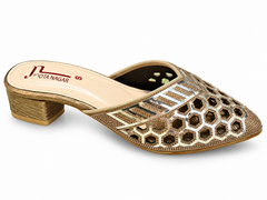 Golden Embellished Pointed-Toe Khussa | Party &