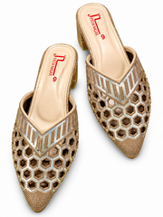 Golden Embellished Pointed-Toe Khussa | Party &